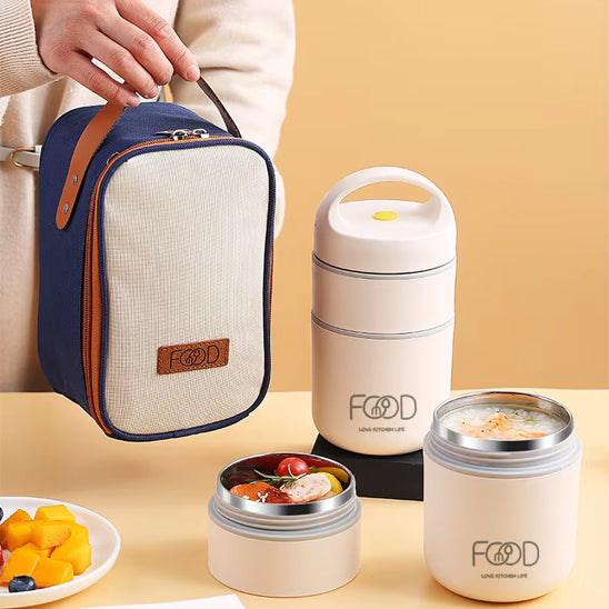 lunch-box-isotherme-sur-table-de-cuisine