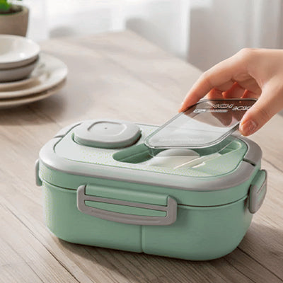 boite à repas avec un compartiment à cuillère