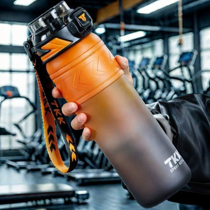 gourde-sport-avec-anse-dans-un-gym