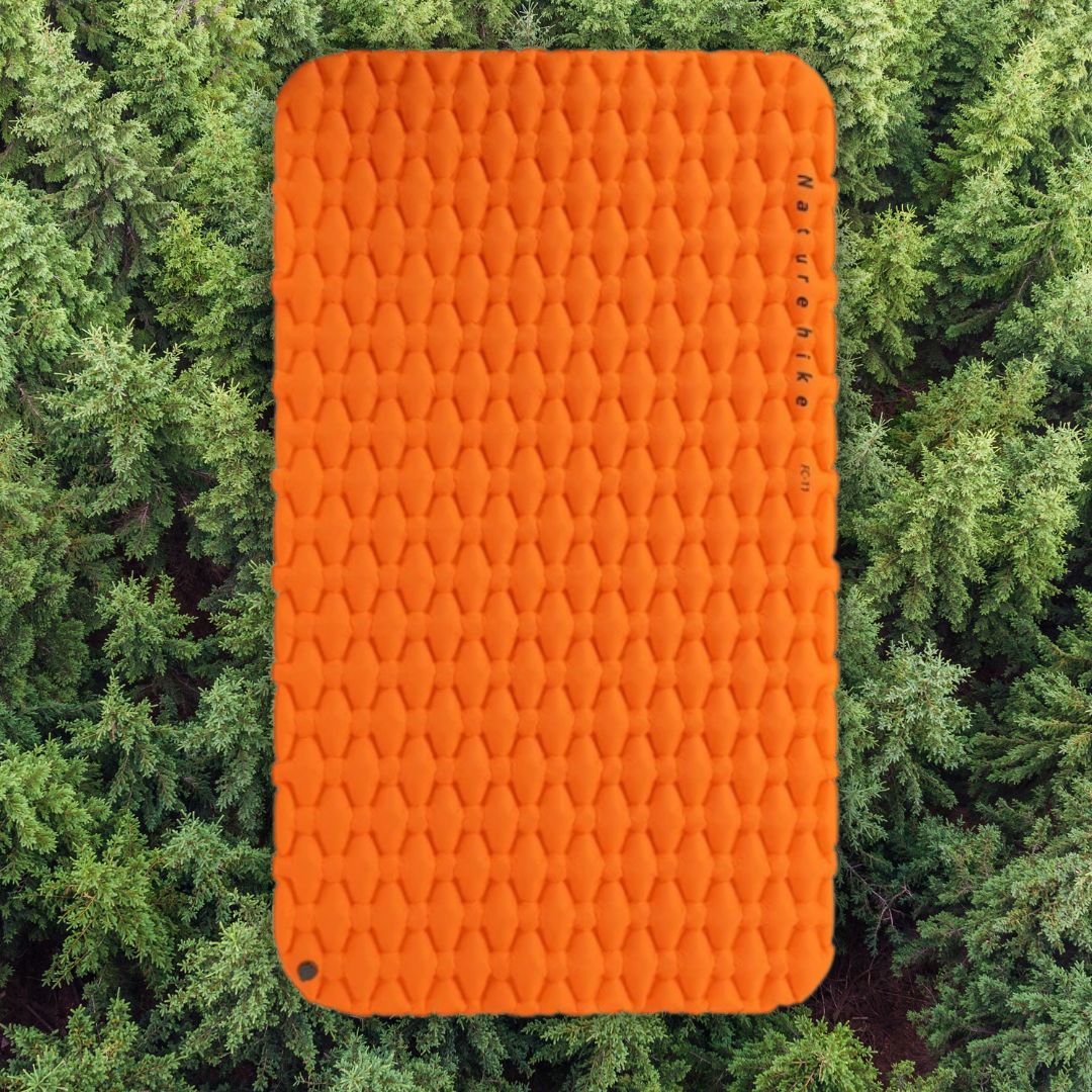 matelas-de-camping-orange