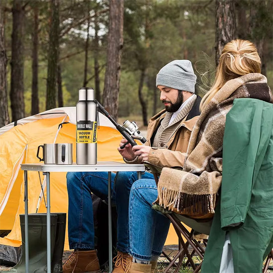 mug-isotherme-pour-cafe-en-camping