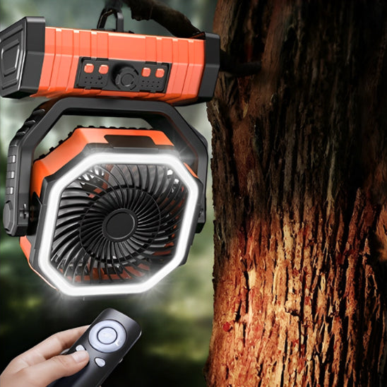 ventilateur-lampe-qui-eclaire-un-arbre-en-nature